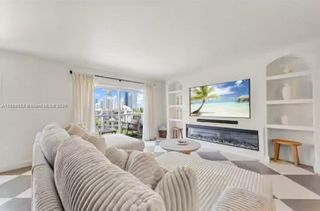 17800 Atlantic Blvd PH14, Sunny Isles Beach, FL 33160