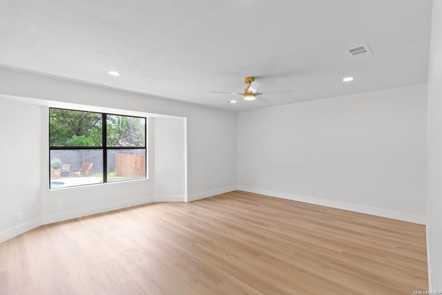 10522 HORN BLVD, San Antonio, TX 78240