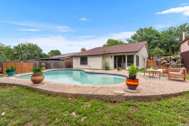 10522 HORN BLVD, San Antonio, TX 78240