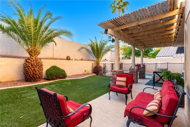 217 Cimarron Village Way, Henderson, NV 89012