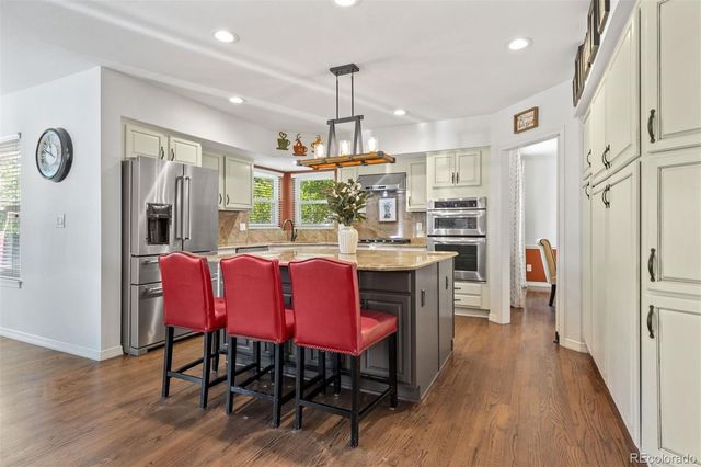 2263 Indian Paintbrush Circle, Highlands Ranch, CO 80129