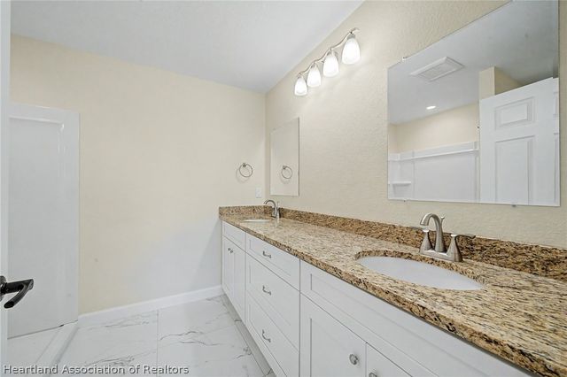1913 N Iroquois Road, Avon Park, FL 33825