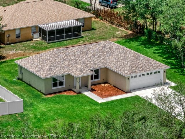 1913 N Iroquois Road, Avon Park, FL 33825