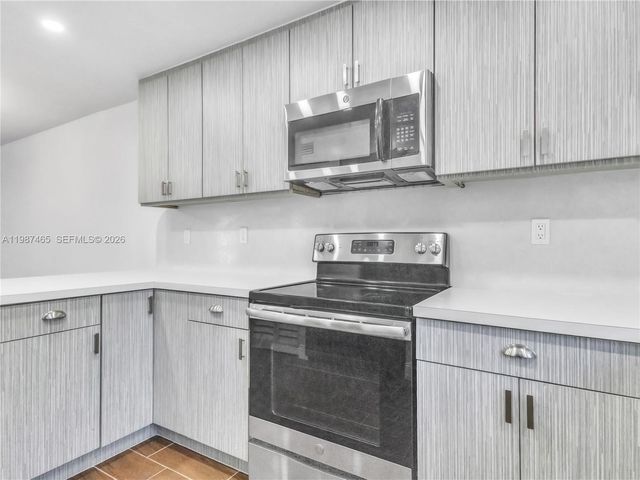 6505 SW 113th Pl, Miami, FL 33173