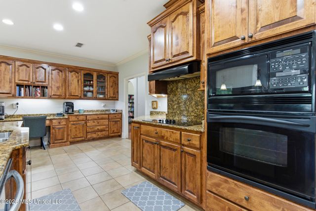 6208 Savanna Drive, Ocean Springs, MS 39564