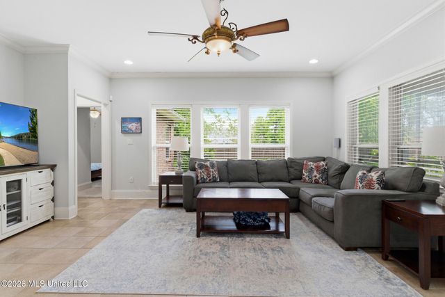 6208 Savanna Drive, Ocean Springs, MS 39564