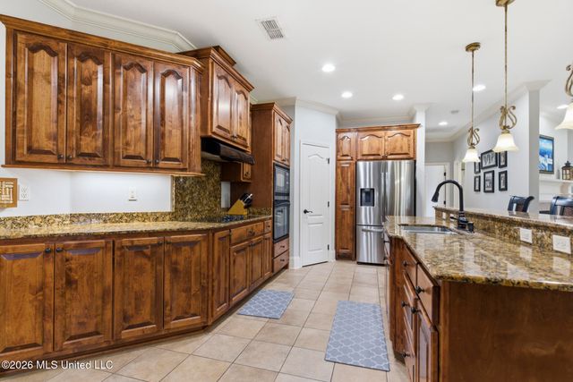 6208 Savanna Drive, Ocean Springs, MS 39564