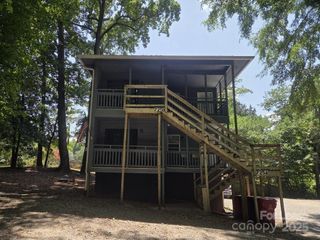 725 N Main Street B, Davidson, NC 28036