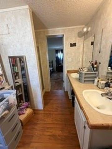 100864 S 3330 Road, Harrah, OK 73045