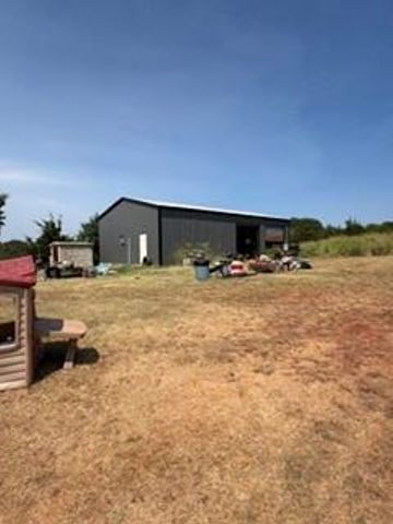100864 S 3330 Road, Harrah, OK 73045