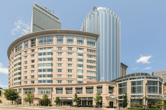 100 Belvidere St 8H, Boston, MA 02199