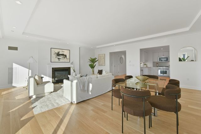 100 Belvidere St 8H, Boston, MA 02199