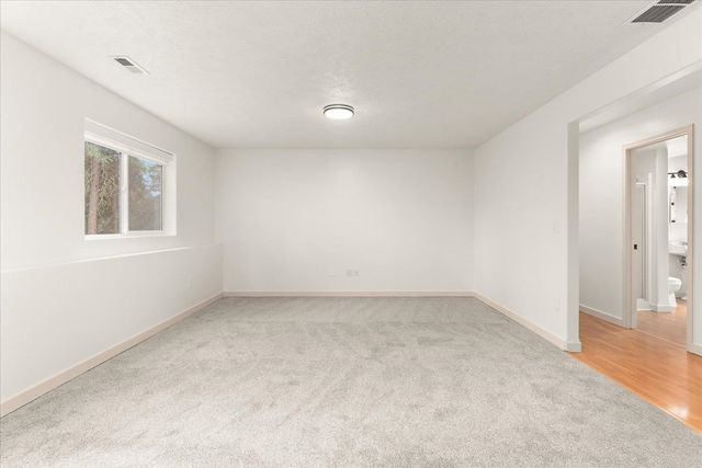 16920 N Woodcrest Ct, Colbert, WA 99005