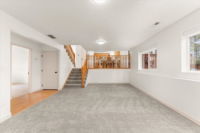 16920 N Woodcrest Ct, Colbert, WA 99005