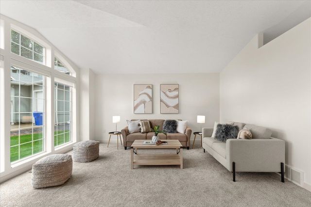 16920 N Woodcrest Ct, Colbert, WA 99005