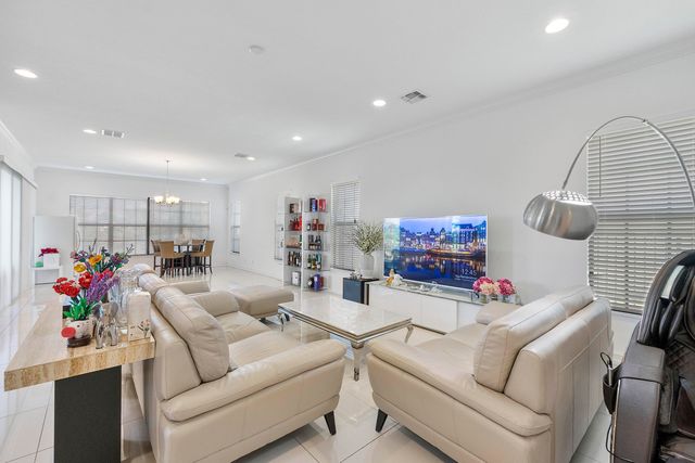 11425 WATERCREST Circle E, Parkland, FL 33076