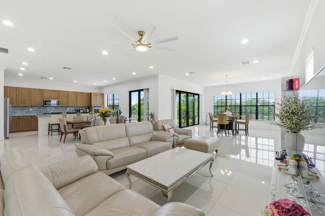 11425 WATERCREST Circle E, Parkland, FL 33076
