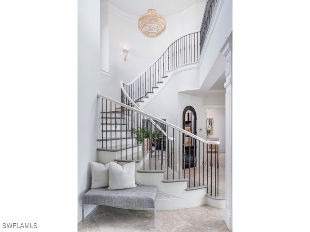 3430 Gin LN, Naples, FL 34102