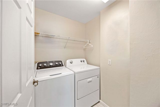 7822 Gardner DR 6-101, Naples, FL 34109