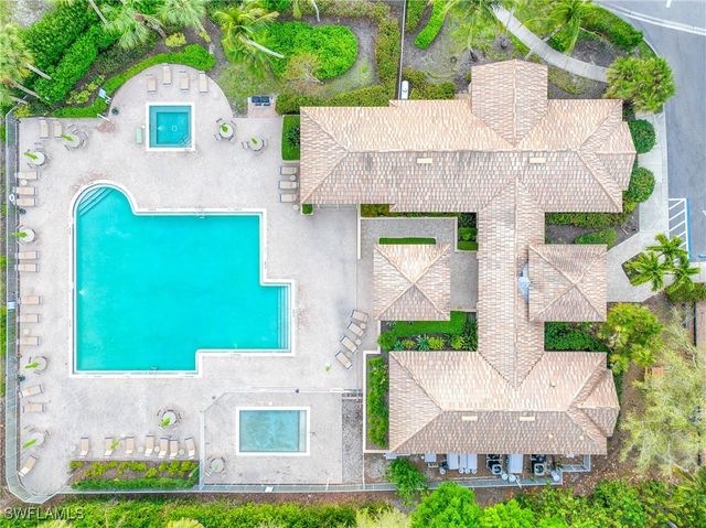 7822 Gardner DR 6-101, Naples, FL 34109