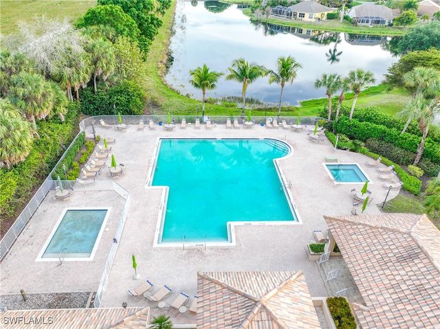 7822 Gardner DR 6-101, Naples, FL 34109