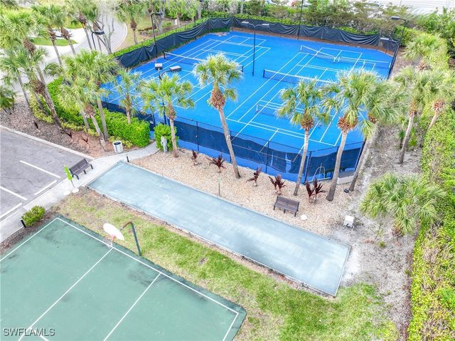 7822 Gardner DR 6-101, Naples, FL 34109