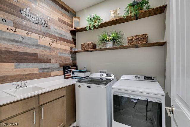 3395 Sleeping Hills Avenue, Henderson, NV 89044