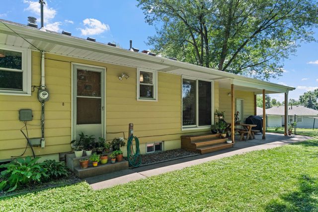 4120 Arthur Street NE, Columbia Heights, MN 55421