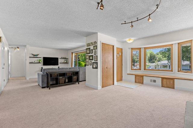 4120 Arthur Street NE, Columbia Heights, MN 55421