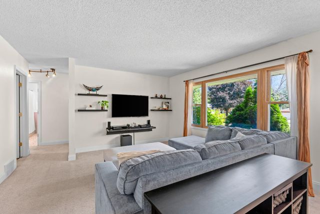 4120 Arthur Street NE, Columbia Heights, MN 55421