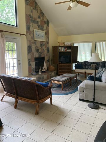 901 Seafarer Drive, Carolina Beach, NC 28428