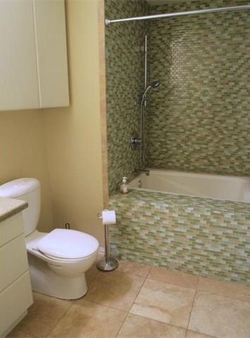 1124 B Reagan TER B, Austin, TX 78704