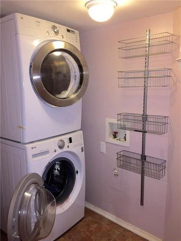 1124 B Reagan TER B, Austin, TX 78704