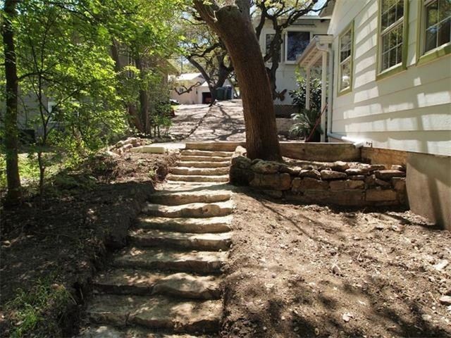 1124 B Reagan TER B, Austin, TX 78704