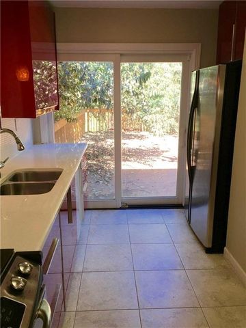 1124 B Reagan TER B, Austin, TX 78704