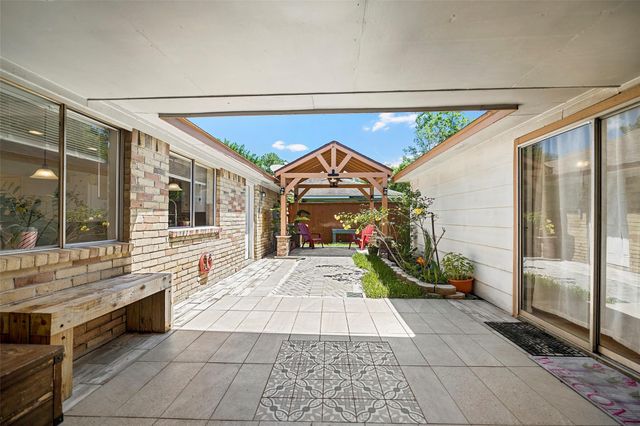 6815 River Mill Drive, Spring, TX 77379