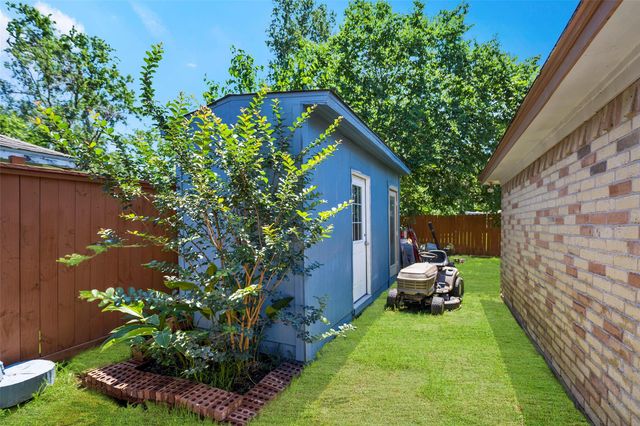 6815 River Mill Drive, Spring, TX 77379