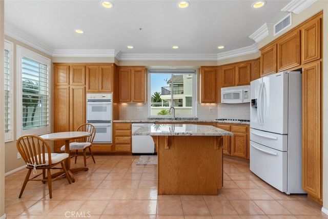 66 Foxtail, Rancho Santa Margarita, CA 92679