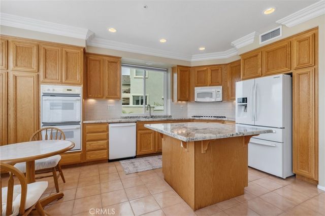 66 Foxtail, Rancho Santa Margarita, CA 92679