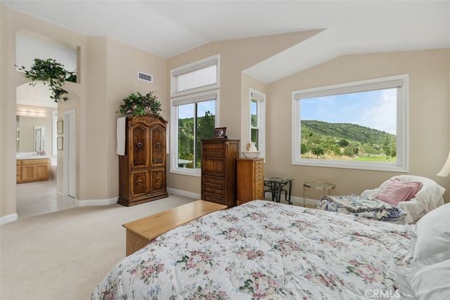 66 Foxtail, Rancho Santa Margarita, CA 92679