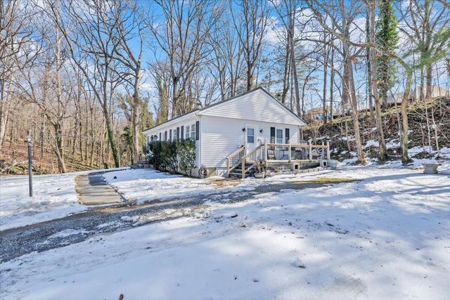 1720 Millbrook ST, Salem, VA 24153