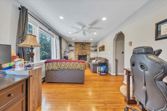 1720 Millbrook ST, Salem, VA 24153