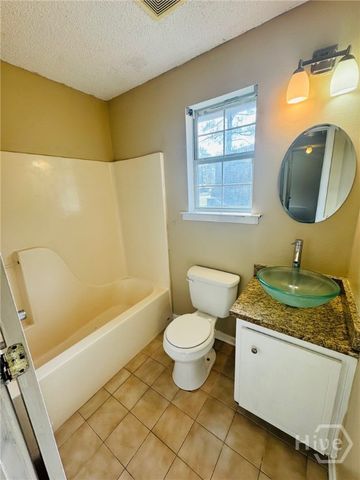 1325 Loblolly Drive, Hinesville, GA 31313