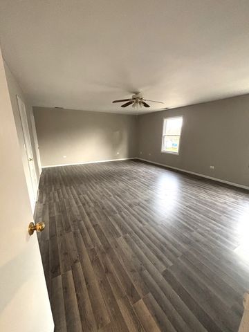 1101 N Princeton Avenue, Villa Park, IL 60181