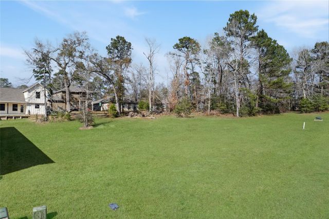 108 N Forest Drive, Huntsville, TX 77340