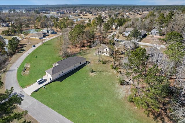 108 N Forest Drive, Huntsville, TX 77340