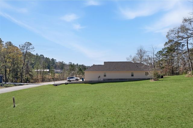 108 N Forest Drive, Huntsville, TX 77340