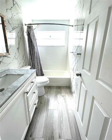 9604 NW 49th St, Sunrise, FL 33351