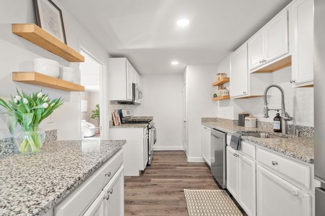 71 Carroll St 71, Watertown, MA 02472