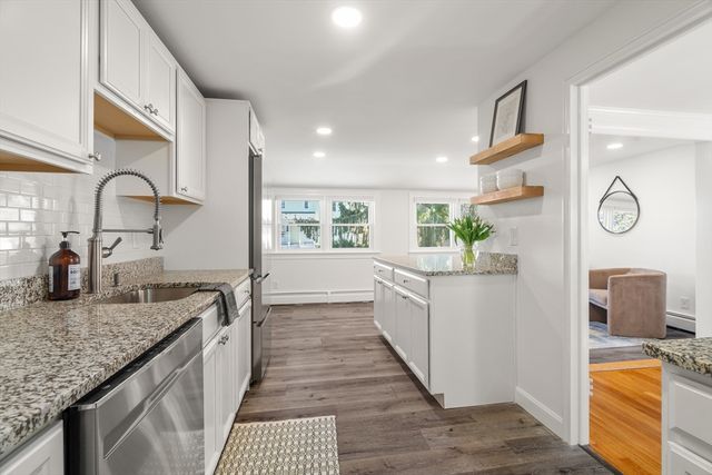 71 Carroll St 71, Watertown, MA 02472